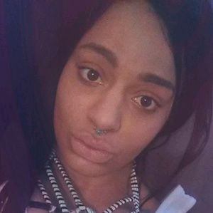 Meet your Posher, Jasmine